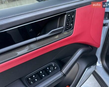 Серый Порше Cayenne Coupe, объемом двигателя 4 л и пробегом 8 тыс. км за 269900 $, фото 49 на Automoto.ua