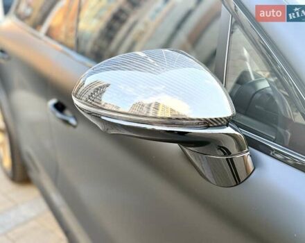 Серый Порше Cayenne Coupe, объемом двигателя 4 л и пробегом 5 тыс. км за 212000 $, фото 33 на Automoto.ua