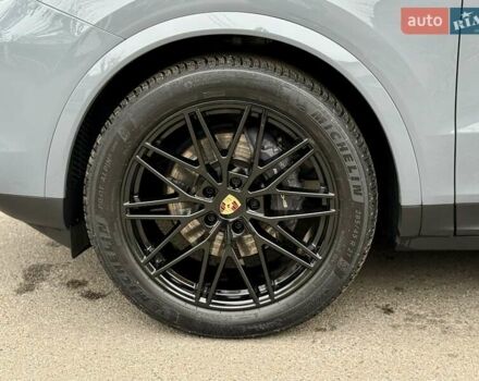 Серый Порше Cayenne Coupe, объемом двигателя 3 л и пробегом 26 тыс. км за 135555 $, фото 14 на Automoto.ua