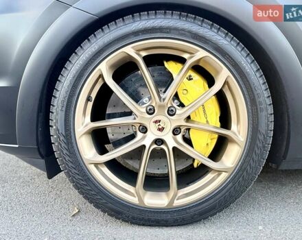 Серый Порше Cayenne Coupe, объемом двигателя 4 л и пробегом 5 тыс. км за 212000 $, фото 10 на Automoto.ua