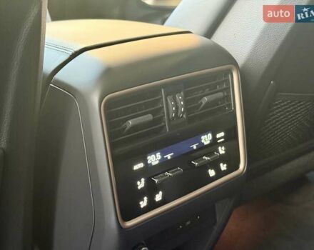 Серый Порше Cayenne Coupe, объемом двигателя 4 л и пробегом 5 тыс. км за 212000 $, фото 42 на Automoto.ua