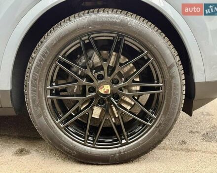 Серый Порше Cayenne Coupe, объемом двигателя 3 л и пробегом 26 тыс. км за 135555 $, фото 17 на Automoto.ua