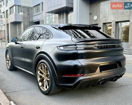 Серый Порше Cayenne Coupe, объемом двигателя 4 л и пробегом 5 тыс. км за 212000 $, фото 21 на Automoto.ua