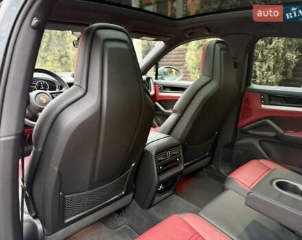 Серый Порше Cayenne Coupe, объемом двигателя 3 л и пробегом 26 тыс. км за 135555 $, фото 62 на Automoto.ua