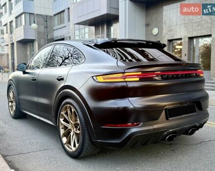 Серый Порше Cayenne Coupe, объемом двигателя 4 л и пробегом 5 тыс. км за 212000 $, фото 23 на Automoto.ua