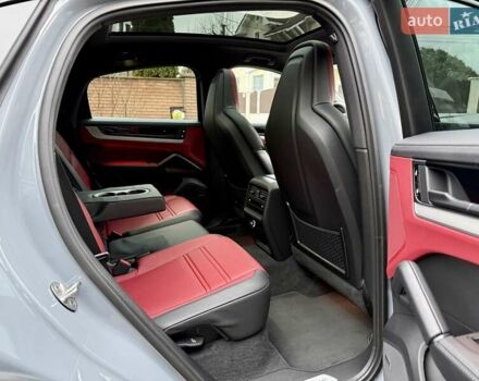 Серый Порше Cayenne Coupe, объемом двигателя 3 л и пробегом 26 тыс. км за 135555 $, фото 72 на Automoto.ua