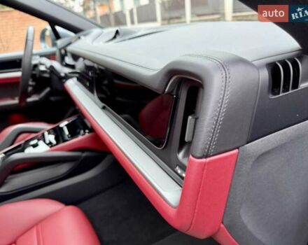 Серый Порше Cayenne Coupe, объемом двигателя 3 л и пробегом 26 тыс. км за 135555 $, фото 77 на Automoto.ua