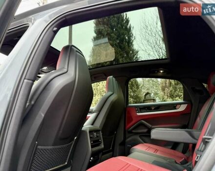 Серый Порше Cayenne Coupe, объемом двигателя 3 л и пробегом 26 тыс. км за 135555 $, фото 61 на Automoto.ua