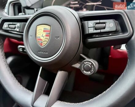 Серый Порше Cayenne Coupe, объемом двигателя 3 л и пробегом 26 тыс. км за 135555 $, фото 82 на Automoto.ua