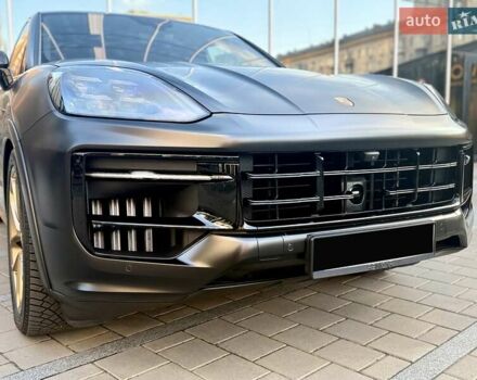 Серый Порше Cayenne Coupe, объемом двигателя 4 л и пробегом 5 тыс. км за 212000 $, фото 32 на Automoto.ua