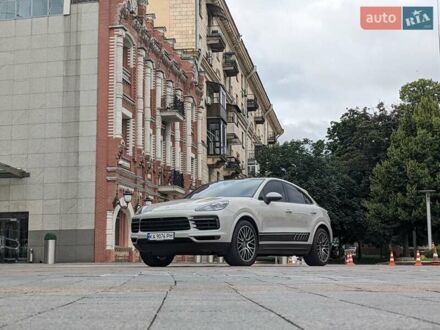 Сірий Порше Cayenne Coupe, об'ємом двигуна 3 л та пробігом 84 тис. км за 74500 $, фото 1 на Automoto.ua