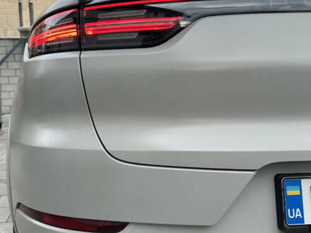 Серый Порше Cayenne Coupe, объемом двигателя 4 л и пробегом 14 тыс. км за 120000 $, фото 1 на Automoto.ua