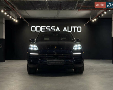 Синий Порше Cayenne Coupe, объемом двигателя 2.89 л и пробегом 11 тыс. км за 94500 $, фото 3 на Automoto.ua