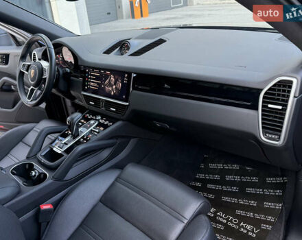 Синий Порше Cayenne Coupe, объемом двигателя 3 л и пробегом 17 тыс. км за 79000 $, фото 48 на Automoto.ua
