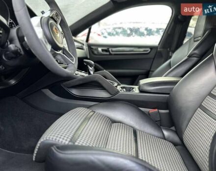 Оранжевый Порше Cayenne Coupe, объемом двигателя 2.89 л и пробегом 137 тыс. км за 69000 $, фото 42 на Automoto.ua