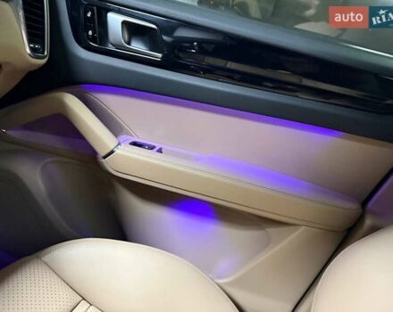 Оранжевый Порше Cayenne Coupe, объемом двигателя 3 л и пробегом 70 тыс. км за 75500 $, фото 87 на Automoto.ua