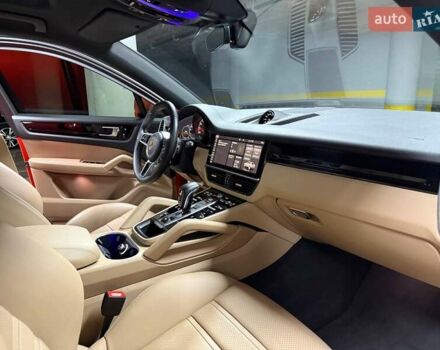 Оранжевый Порше Cayenne Coupe, объемом двигателя 3 л и пробегом 70 тыс. км за 75500 $, фото 91 на Automoto.ua