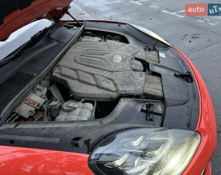 Оранжевый Порше Cayenne Coupe, объемом двигателя 2.89 л и пробегом 137 тыс. км за 69000 $, фото 16 на Automoto.ua