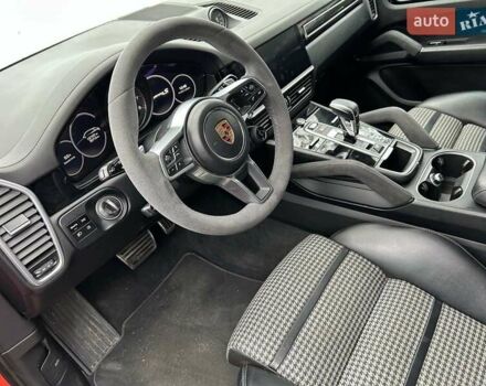 Оранжевый Порше Cayenne Coupe, объемом двигателя 2.89 л и пробегом 137 тыс. км за 69000 $, фото 34 на Automoto.ua