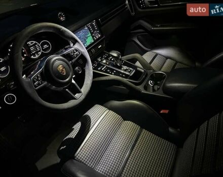 Оранжевый Порше Cayenne Coupe, объемом двигателя 2.89 л и пробегом 137 тыс. км за 69000 $, фото 39 на Automoto.ua