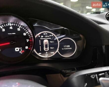 Оранжевый Порше Cayenne Coupe, объемом двигателя 3 л и пробегом 70 тыс. км за 75500 $, фото 74 на Automoto.ua