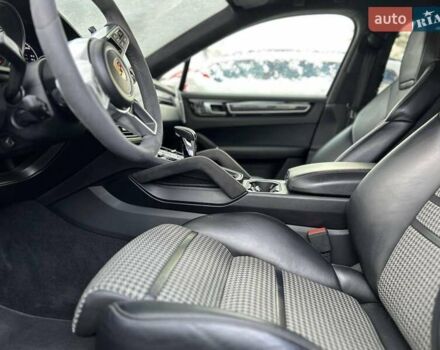 Оранжевый Порше Cayenne Coupe, объемом двигателя 2.89 л и пробегом 137 тыс. км за 69000 $, фото 29 на Automoto.ua
