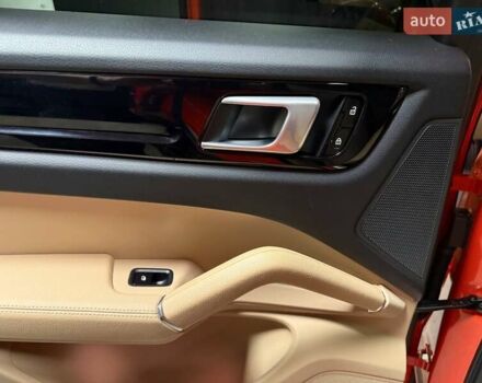 Оранжевый Порше Cayenne Coupe, объемом двигателя 3 л и пробегом 70 тыс. км за 75500 $, фото 52 на Automoto.ua