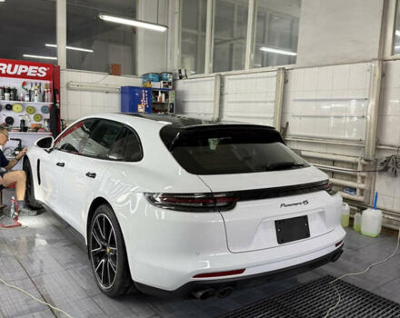 Белый Порше Panamera Sport Turismo, объемом двигателя 2.89 л и пробегом 48 тыс. км за 75000 $, фото 5 на Automoto.ua