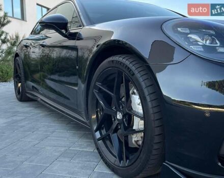 Порше Panamera Sport Turismo 2019 у Луцьку на Automoto.ua Чорний Порше Panamera Sport Turismo, об'ємом двигуна 3 л та пробігом 87 тис. км за 56000 $, фото 9 на Automoto.ua