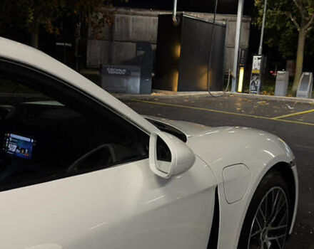 Білий Порше Тайкан, об'ємом двигуна 0 л та пробігом 99 тис. км за 70000 $, фото 14 на Automoto.ua