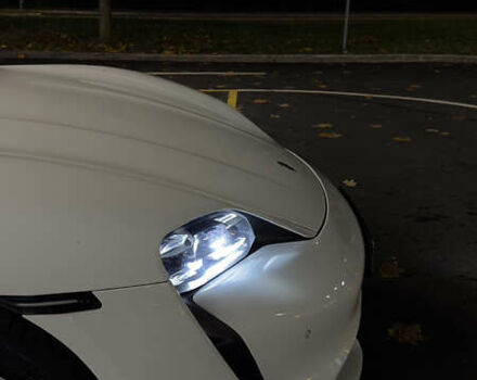 Білий Порше Тайкан, об'ємом двигуна 0 л та пробігом 99 тис. км за 70000 $, фото 18 на Automoto.ua