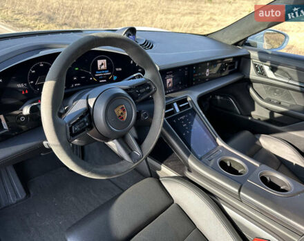 Белый Порше Тайкан, объемом двигателя 0 л и пробегом 68 тыс. км за 79700 $, фото 20 на Automoto.ua