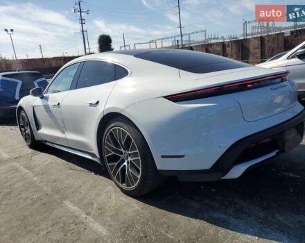 Белый Порше Тайкан, объемом двигателя 0 л и пробегом 23 тыс. км за 38000 $, фото 1 на Automoto.ua