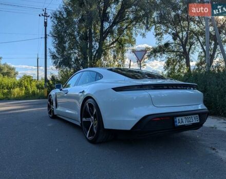 Белый Порше Тайкан, объемом двигателя 0 л и пробегом 77 тыс. км за 59000 $, фото 15 на Automoto.ua