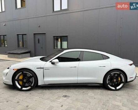 Білий Порше Тайкан, об'ємом двигуна 0 л та пробігом 43 тис. км за 71000 $, фото 3 на Automoto.ua