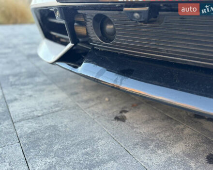 Белый Порше Тайкан, объемом двигателя 0 л и пробегом 42 тыс. км за 57900 $, фото 8 на Automoto.ua