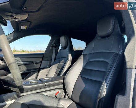 Порше Тайкан 2020 в Киеве на Automoto.ua Белый Порше Тайкан, объемом двигателя 0 л и пробегом 67 тыс. км за 81700 $, фото 22 на Automoto.ua
