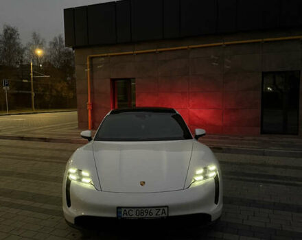 Белый Порше Тайкан, объемом двигателя 0 л и пробегом 101 тыс. км за 48000 $, фото 7 на Automoto.ua