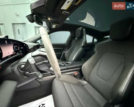 Білий Порше Тайкан, об'ємом двигуна 0 л та пробігом 43 тис. км за 71000 $, фото 16 на Automoto.ua