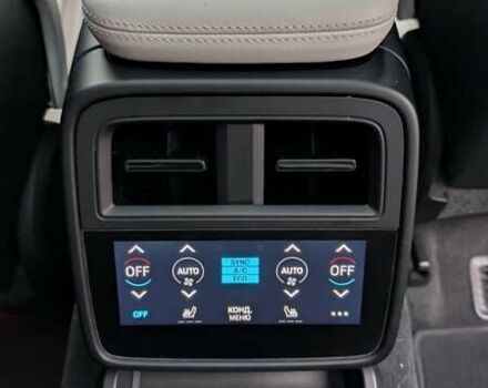 Білий Порше Тайкан, об'ємом двигуна 0 л та пробігом 73 тис. км за 70000 $, фото 10 на Automoto.ua