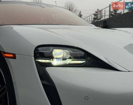 Білий Порше Тайкан, об'ємом двигуна 0 л та пробігом 43 тис. км за 71000 $, фото 1 на Automoto.ua