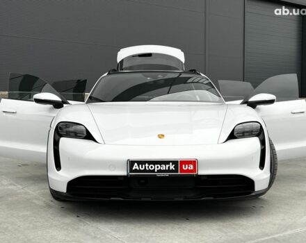 Белый Порше Тайкан, объемом двигателя 1 л и пробегом 21 тыс. км за 76990 $, фото 32 на Automoto.ua