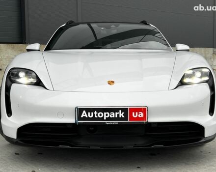 Белый Порше Тайкан, объемом двигателя 1 л и пробегом 21 тыс. км за 76990 $, фото 1 на Automoto.ua