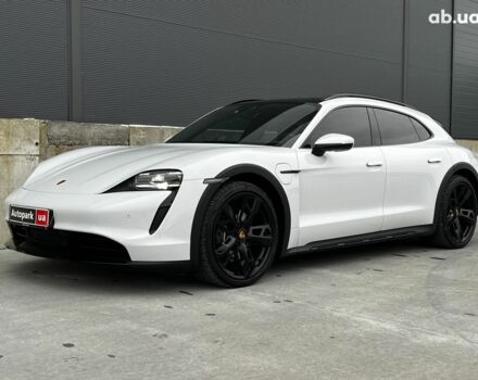 Белый Порше Тайкан, объемом двигателя 1 л и пробегом 21 тыс. км за 76990 $, фото 16 на Automoto.ua