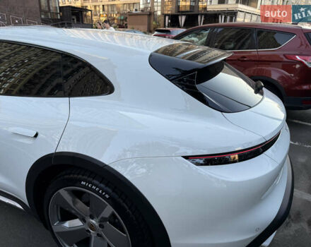 Порше Тайкан 2021 в Киеве на Automoto.ua Белый Порше Тайкан, объемом двигателя 0 л и пробегом 42 тыс. км за 75000 $, фото 13 на Automoto.ua