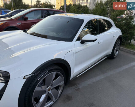 Порше Тайкан 2021 в Киеве на Automoto.ua Белый Порше Тайкан, объемом двигателя 0 л и пробегом 42 тыс. км за 75000 $, фото 3 на Automoto.ua