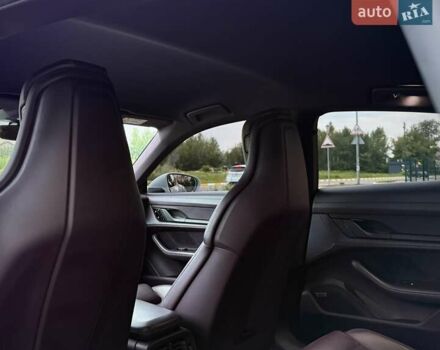 Білий Порше Тайкан, об'ємом двигуна 0 л та пробігом 170 тис. км за 56000 $, фото 30 на Automoto.ua