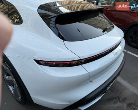 Порше Тайкан 2021 в Киеве на Automoto.ua Белый Порше Тайкан, объемом двигателя 0 л и пробегом 42 тыс. км за 75000 $, фото 14 на Automoto.ua