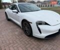Белый Порше Тайкан, объемом двигателя 0 л и пробегом 19 тыс. км за 57000 $, фото 4 на Automoto.ua
