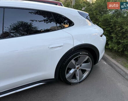 Порше Тайкан 2021 в Киеве на Automoto.ua Белый Порше Тайкан, объемом двигателя 0 л и пробегом 42 тыс. км за 75000 $, фото 9 на Automoto.ua